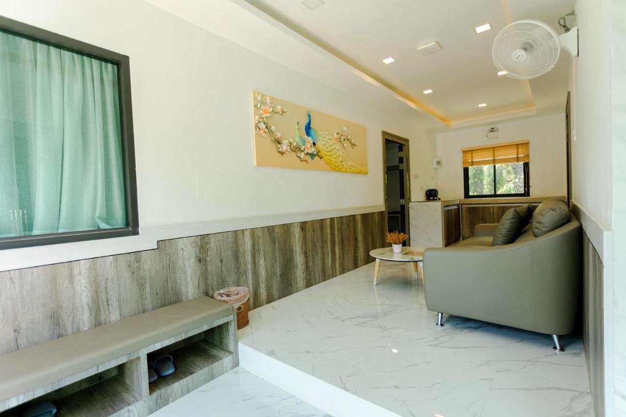 Neenlawat Riverside Surat Thani Exterior foto