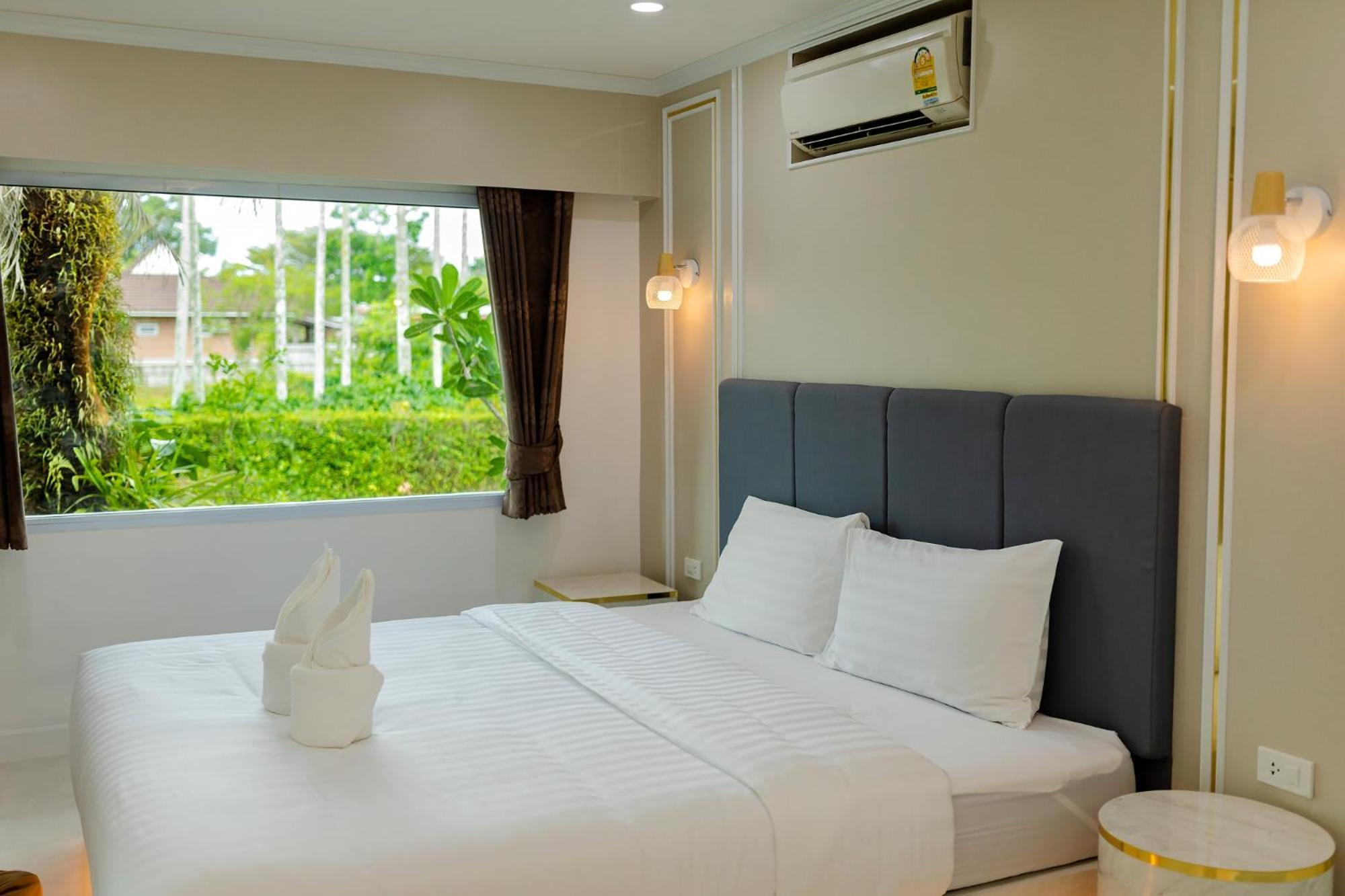 Neenlawat Riverside Surat Thani Exterior foto