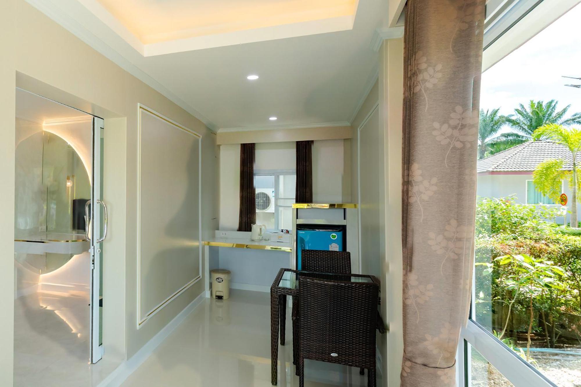 Neenlawat Riverside Surat Thani Exterior foto