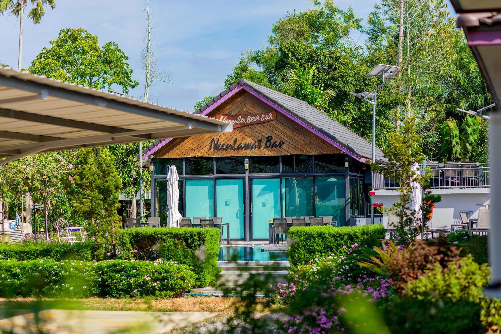 Neenlawat Riverside Surat Thani Exterior foto
